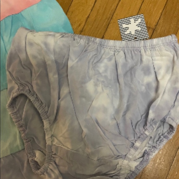 Splendid tie dye Tiered Ruffle Dress & Bloomers Set size 12-18 months - Picture 2 of 2